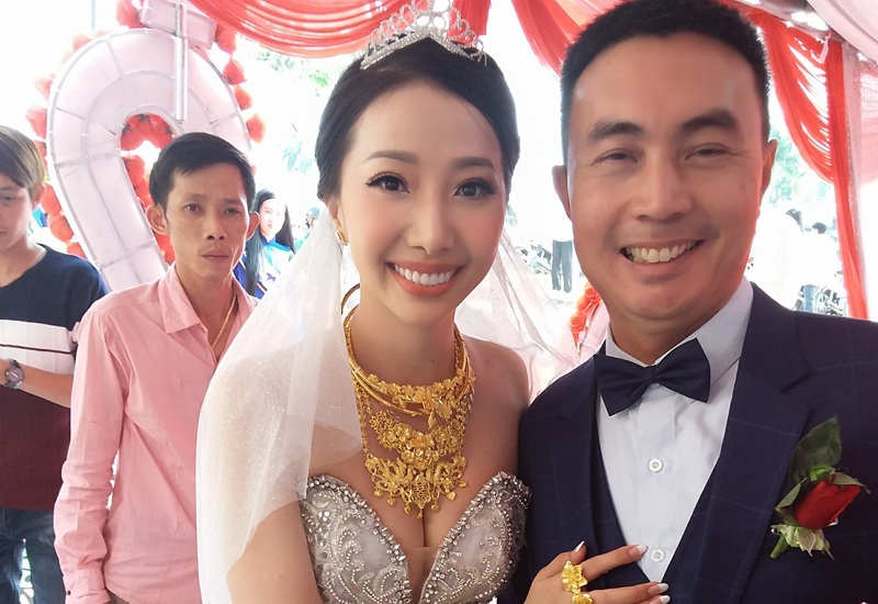 Cô dâu Hậu Giang đeo 30 cây vàng trong đám cưới sau hơn 6 năm kết hôn giờ ra sao - ảnh 2